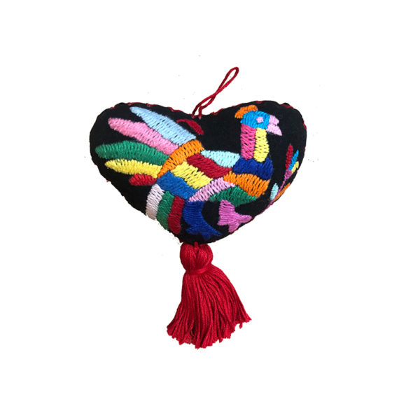 MÜI (Corazón Hñahñu mediano con pompón) - Image 3